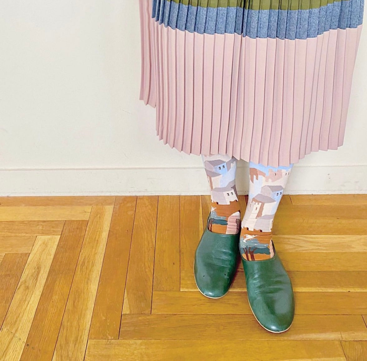 Bonne Maison Socks with Patterns 02