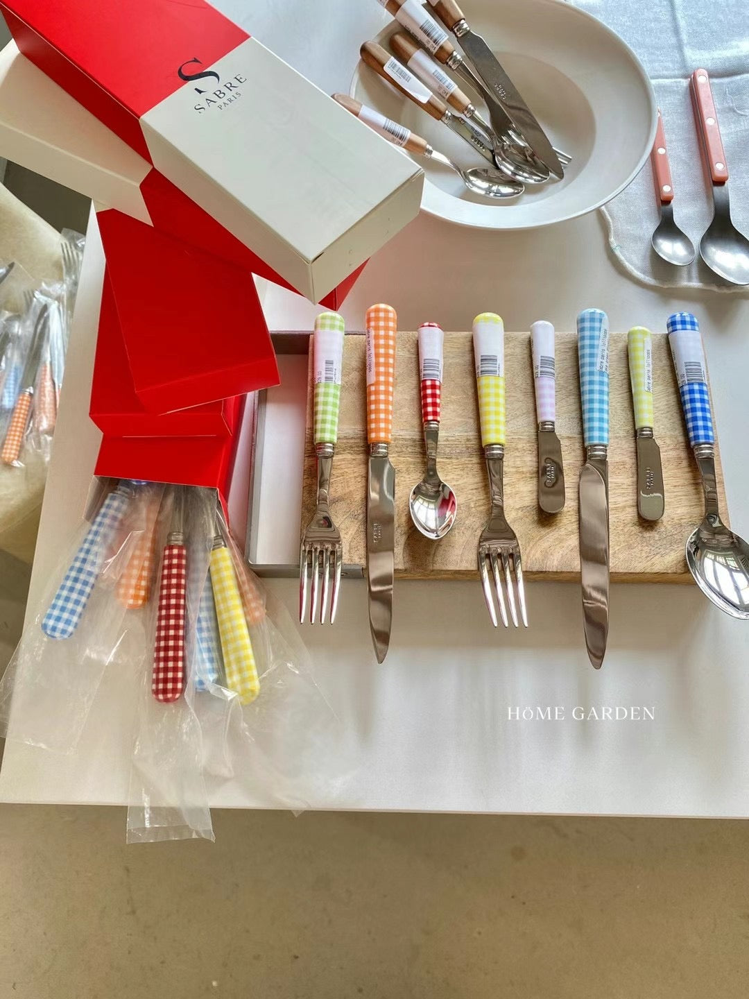 Sabre Paris Lollipop Tableware Set 02